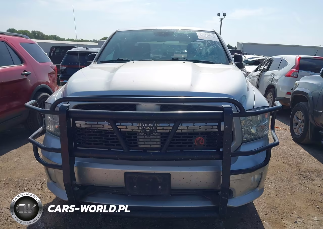 2017 Ram 1500 Express 4X4 6'4 Box VIN:1C6RR7FT1HS593155 - 13