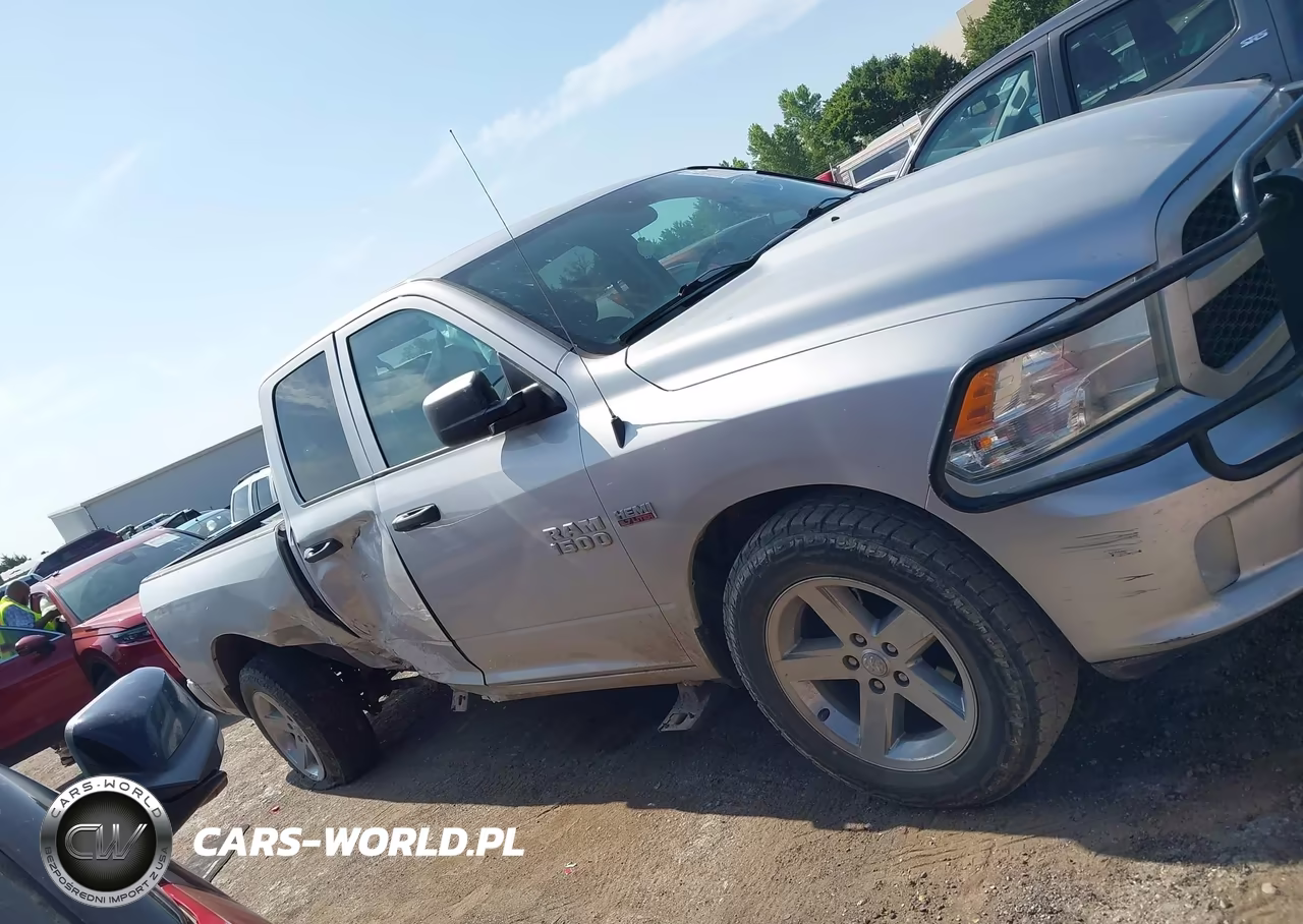 2017 Ram 1500 Express 4X4 6'4 Box VIN:1C6RR7FT1HS593155 - 14