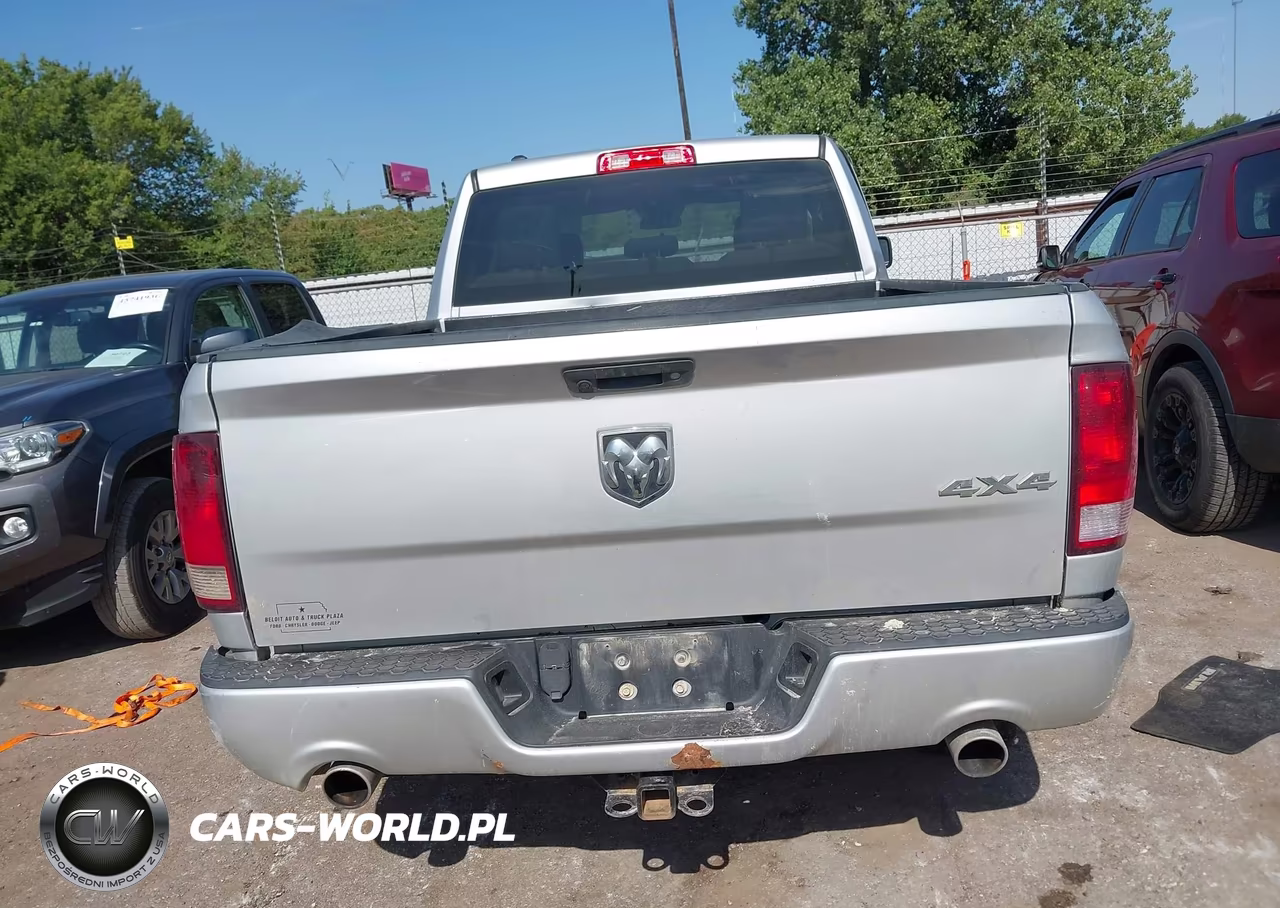 2017 Ram 1500 Express 4X4 6'4 Box VIN:1C6RR7FT1HS593155 - 17