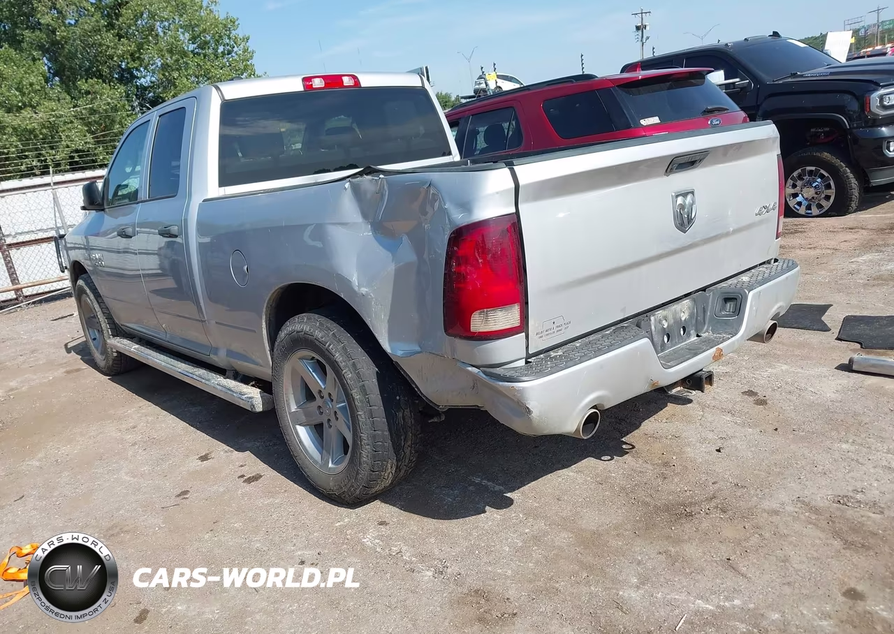 2017 Ram 1500 Express 4X4 6'4 Box VIN:1C6RR7FT1HS593155 - 3
