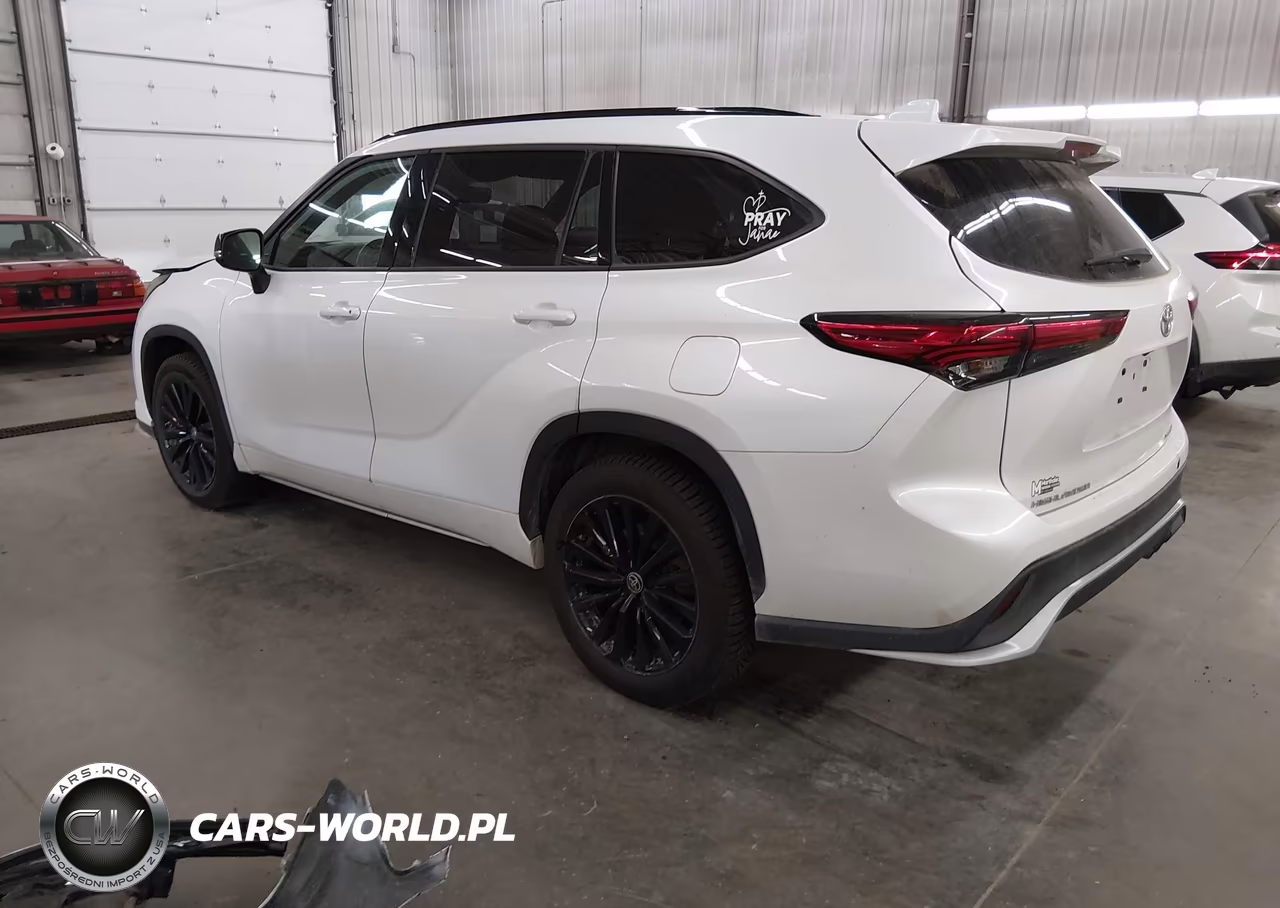 2023 Toyota Highlander Xse VIN:5TDKDRBHXPS513042 - 3