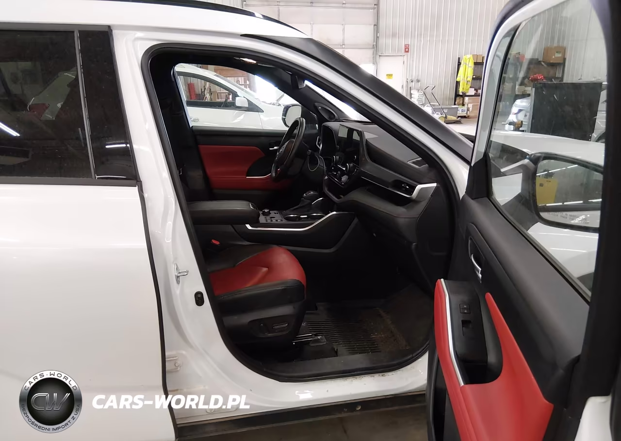 2023 Toyota Highlander Xse VIN:5TDKDRBHXPS513042 - 5