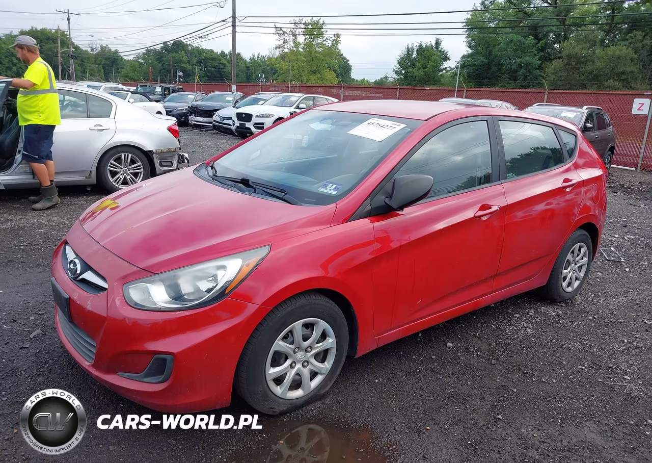 2012 Hyundai Accent Gs VIN:KMHCT5AE2CU032923 - 12