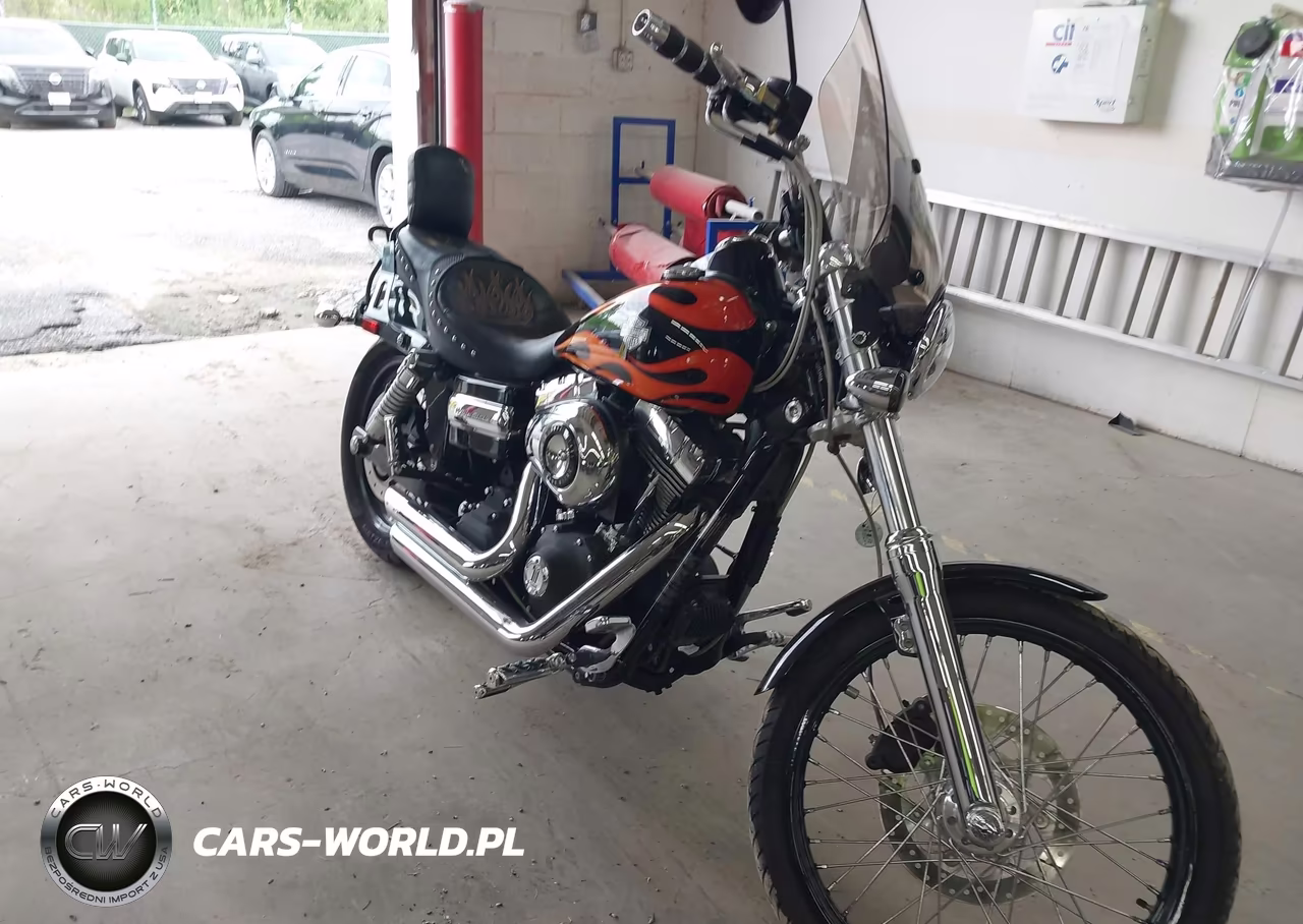 2010 Harley-Davidson Fxdwg