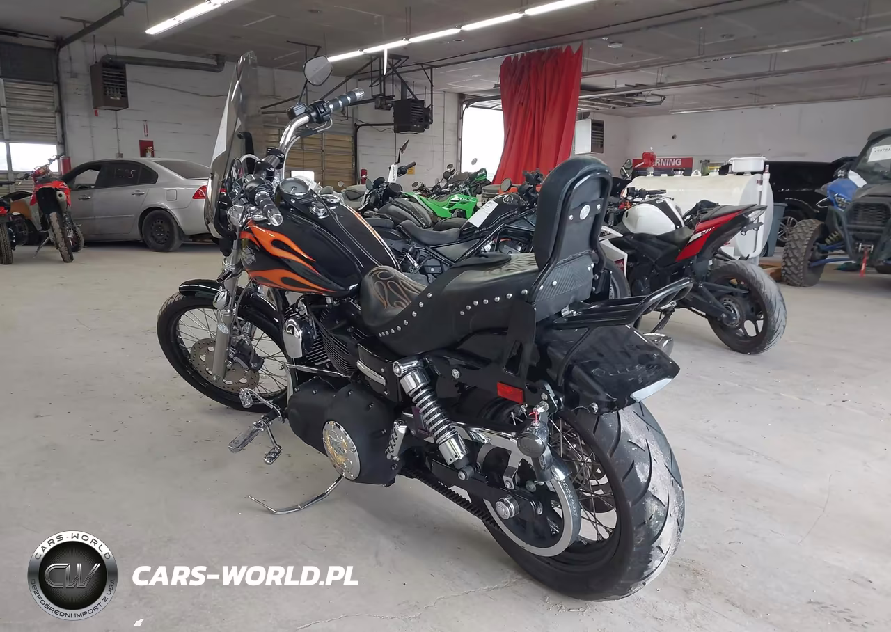 2010 Harley-Davidson Fxdwg VIN:1HD1GP418AC323352 - 3