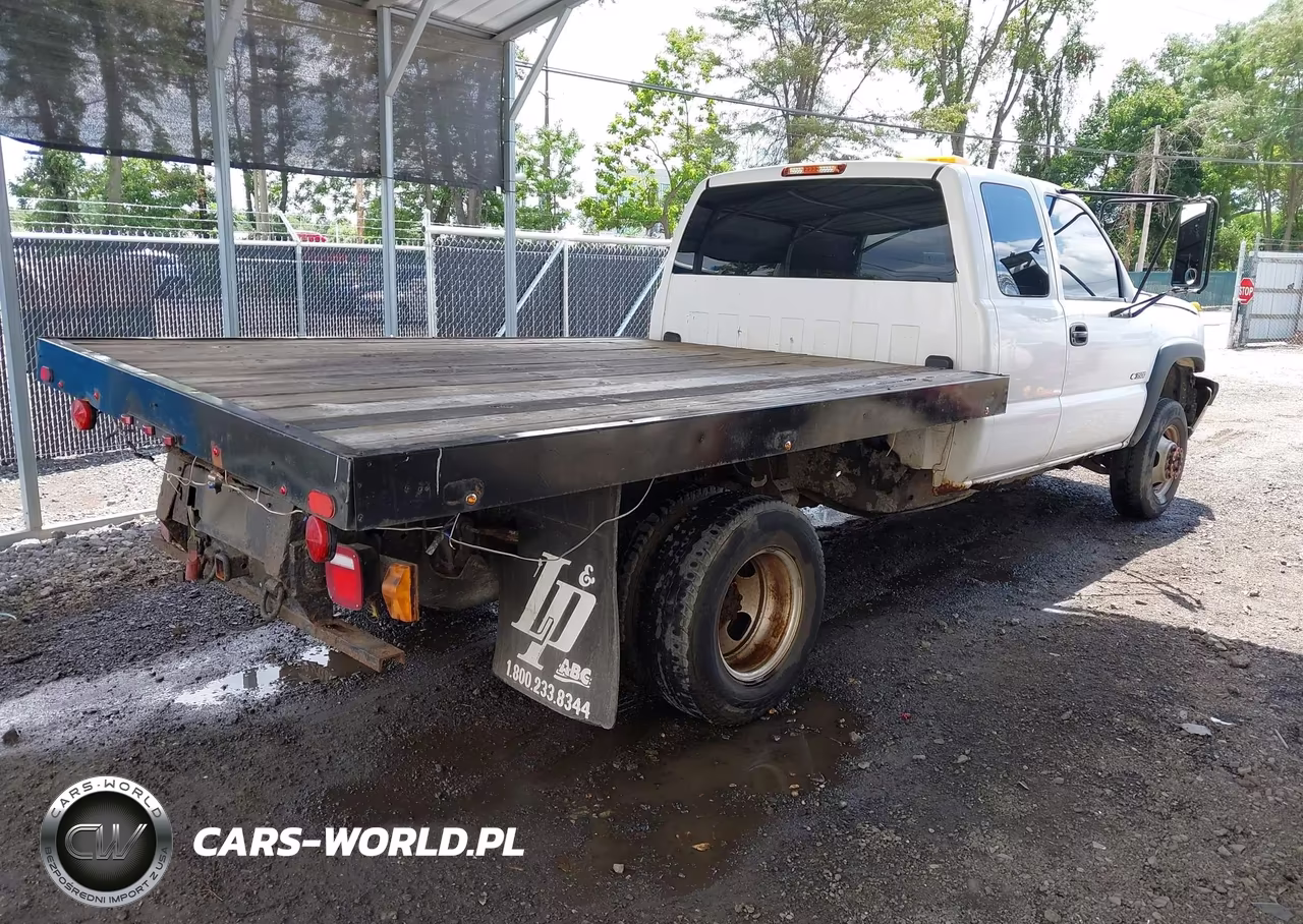 2006 Chevrolet Silverado 3500 Chassis Work Truck VIN:1GBJK39U36E232727 - 4