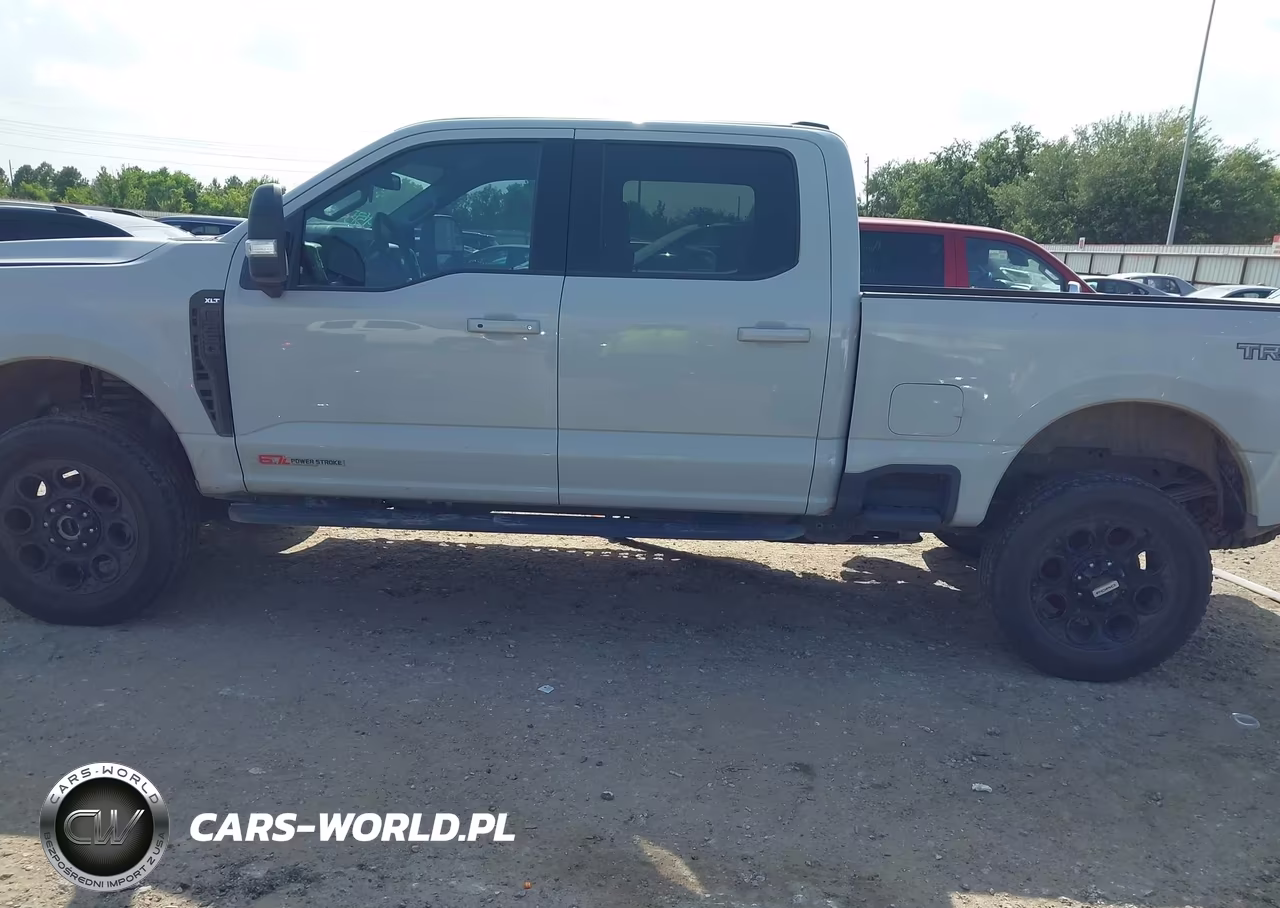 2025 Ford F-250 Xlt VIN:1FT8W2BM5SED97935 - 14