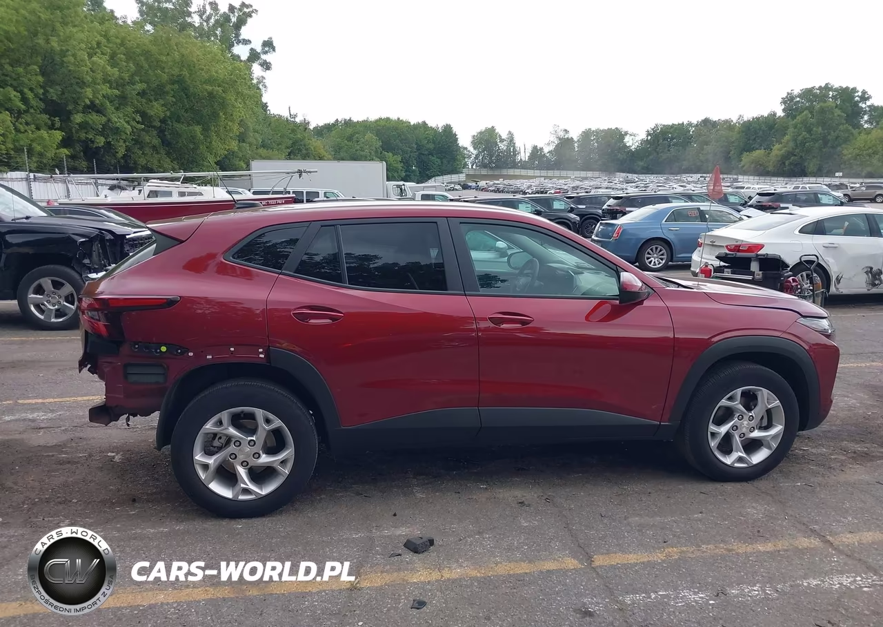 2025 Chevrolet Trax Fwd Ls VIN:KL77LFEP7SC089918 - 13