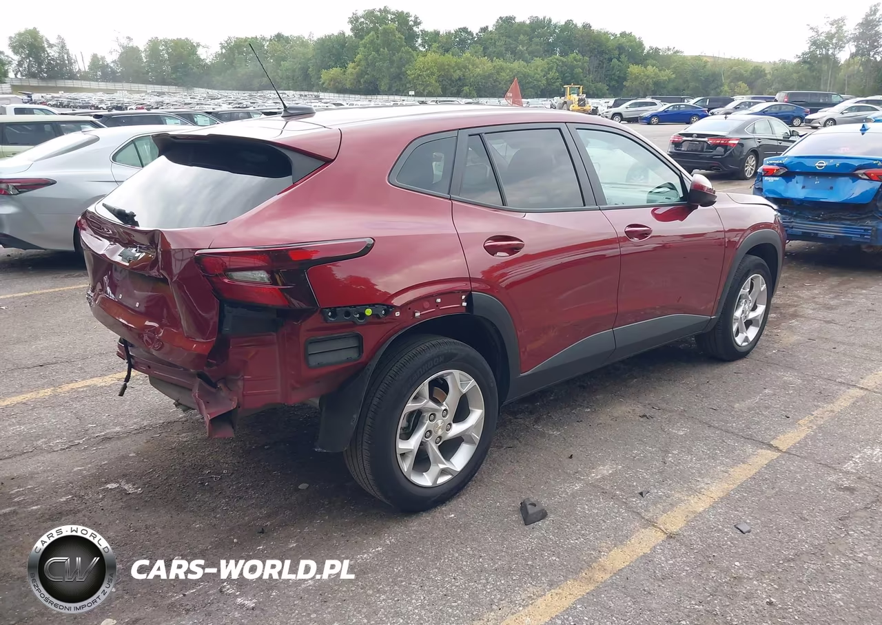 2025 Chevrolet Trax Fwd Ls VIN:KL77LFEP7SC089918 - 4