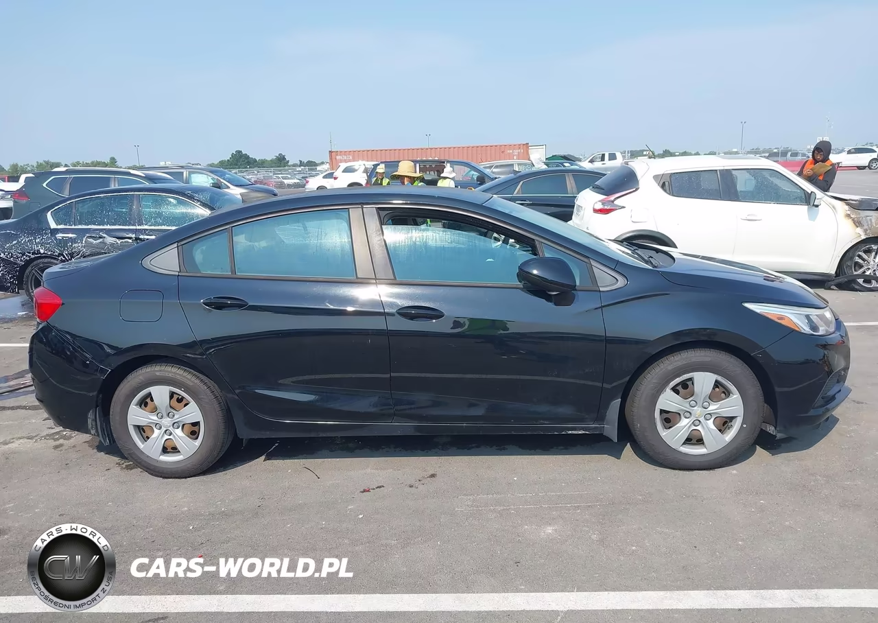 2016 Chevrolet Cruze Ls Auto VIN:1G1BC5SM2G7233353 - 13