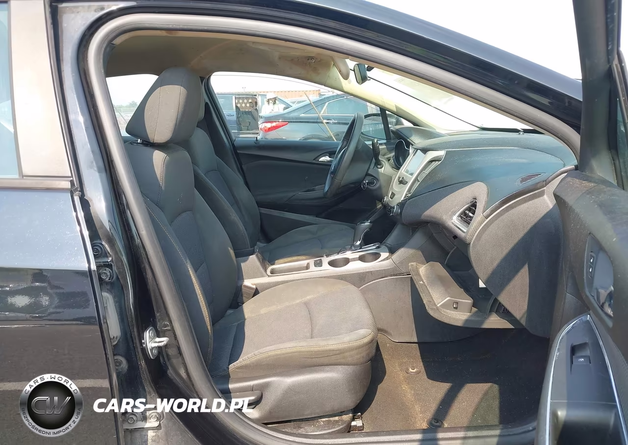 2016 Chevrolet Cruze Ls Auto VIN:1G1BC5SM2G7233353 - 5