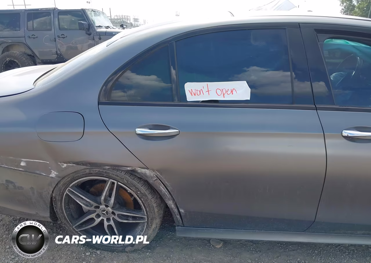 2019 Mercedes-Benz E 300 VIN:WDDZF4JB7KA600174 - 8