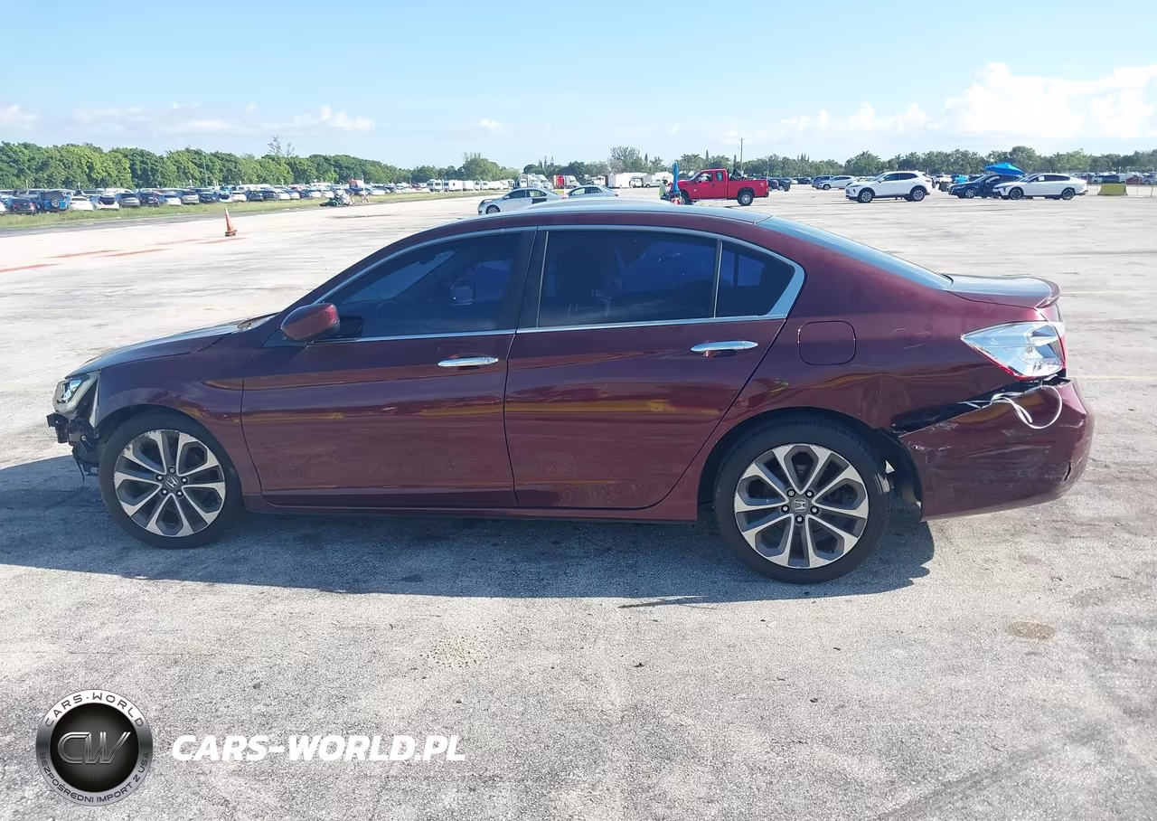 2015 Honda Accord Sport VIN:1HGCR2F52FA049657 - 14