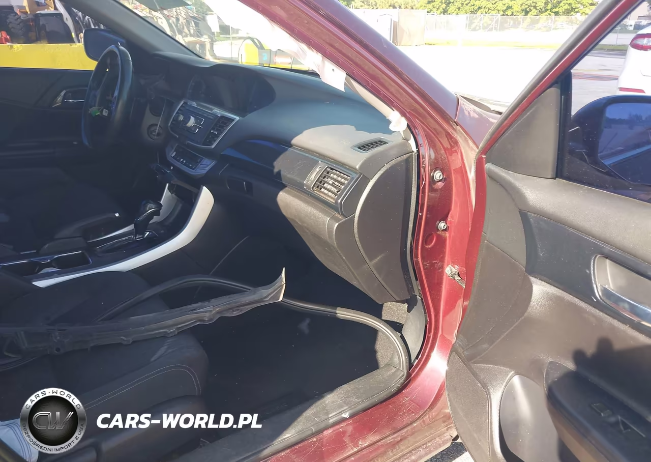 2015 Honda Accord Sport VIN:1HGCR2F52FA049657 - 5
