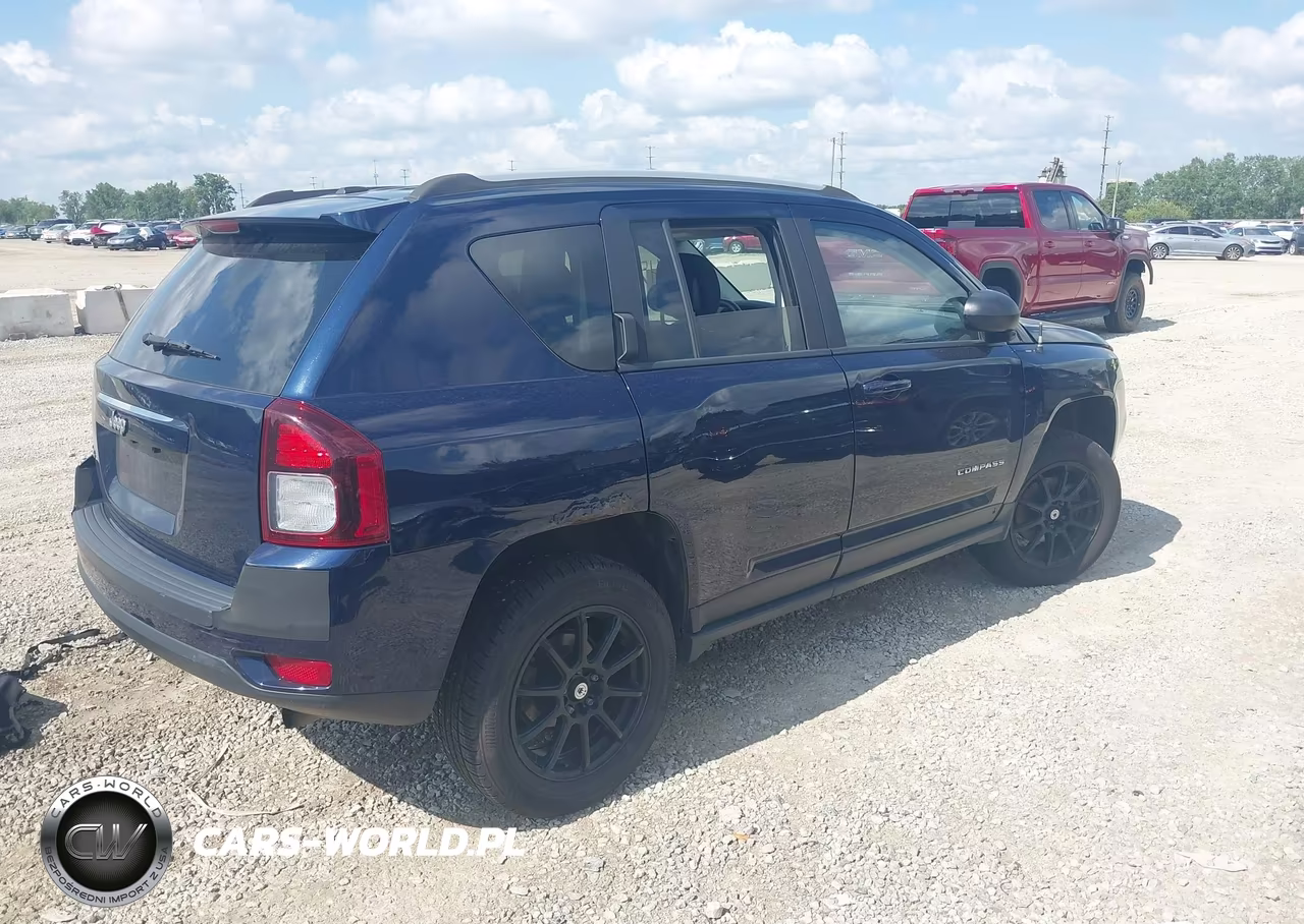 2016 Jeep Compass Sport VIN:1C4NJDBB9GD712910 - 4