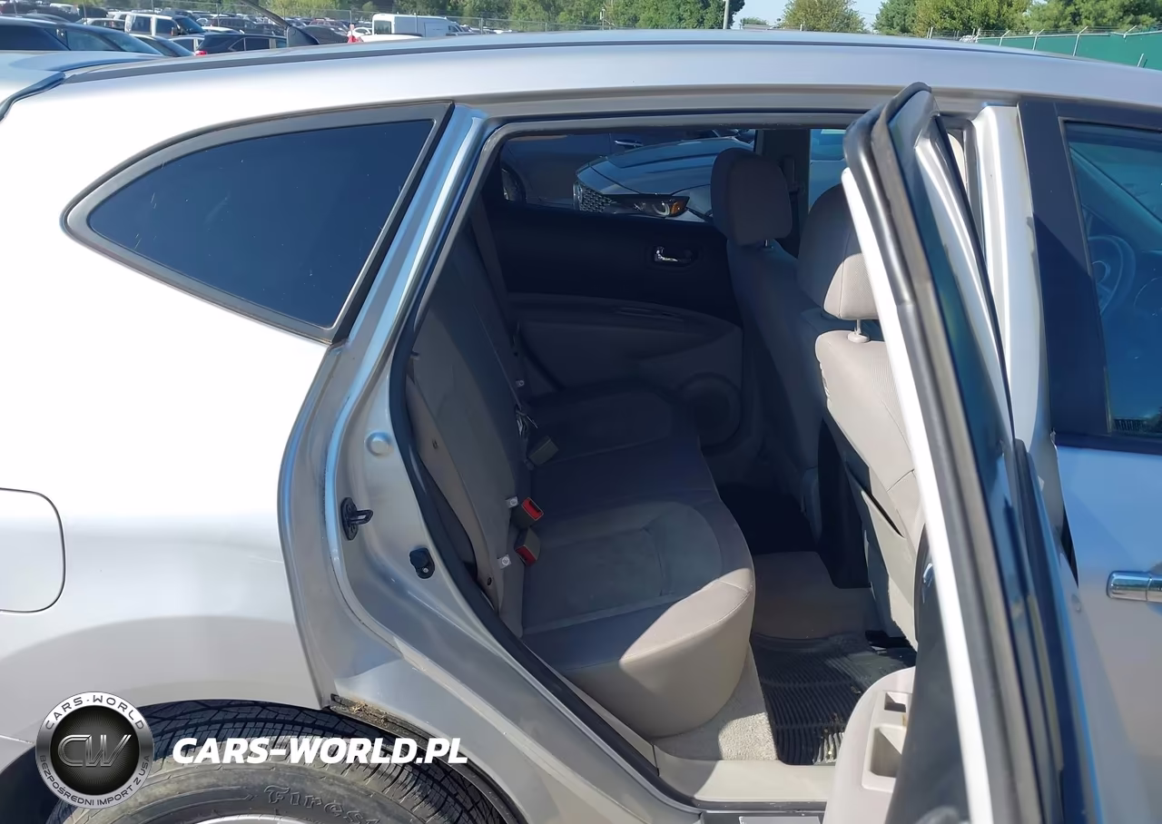 2010 Nissan Rogue S VIN:JN8AS5MV6AW611624 - 8