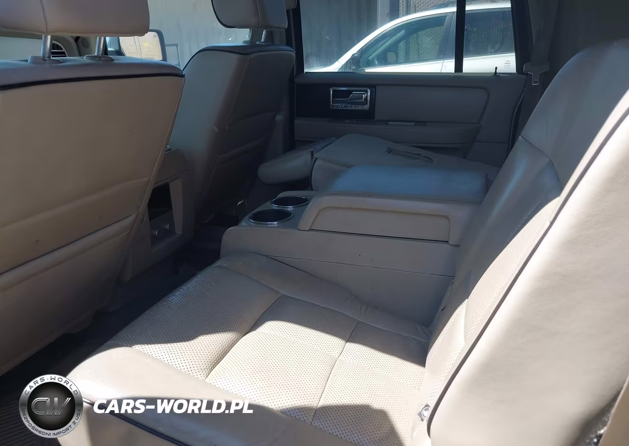 2007 Lincoln Navigator L VIN:5LMFL28577LJ10624 - 8