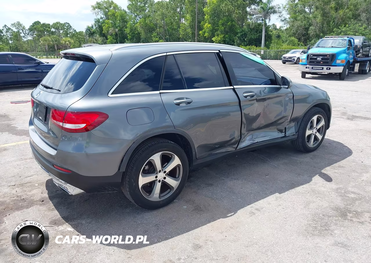 2016 Mercedes-Benz Glc 300 VIN:WDC0G4JB3GF080656 - 4