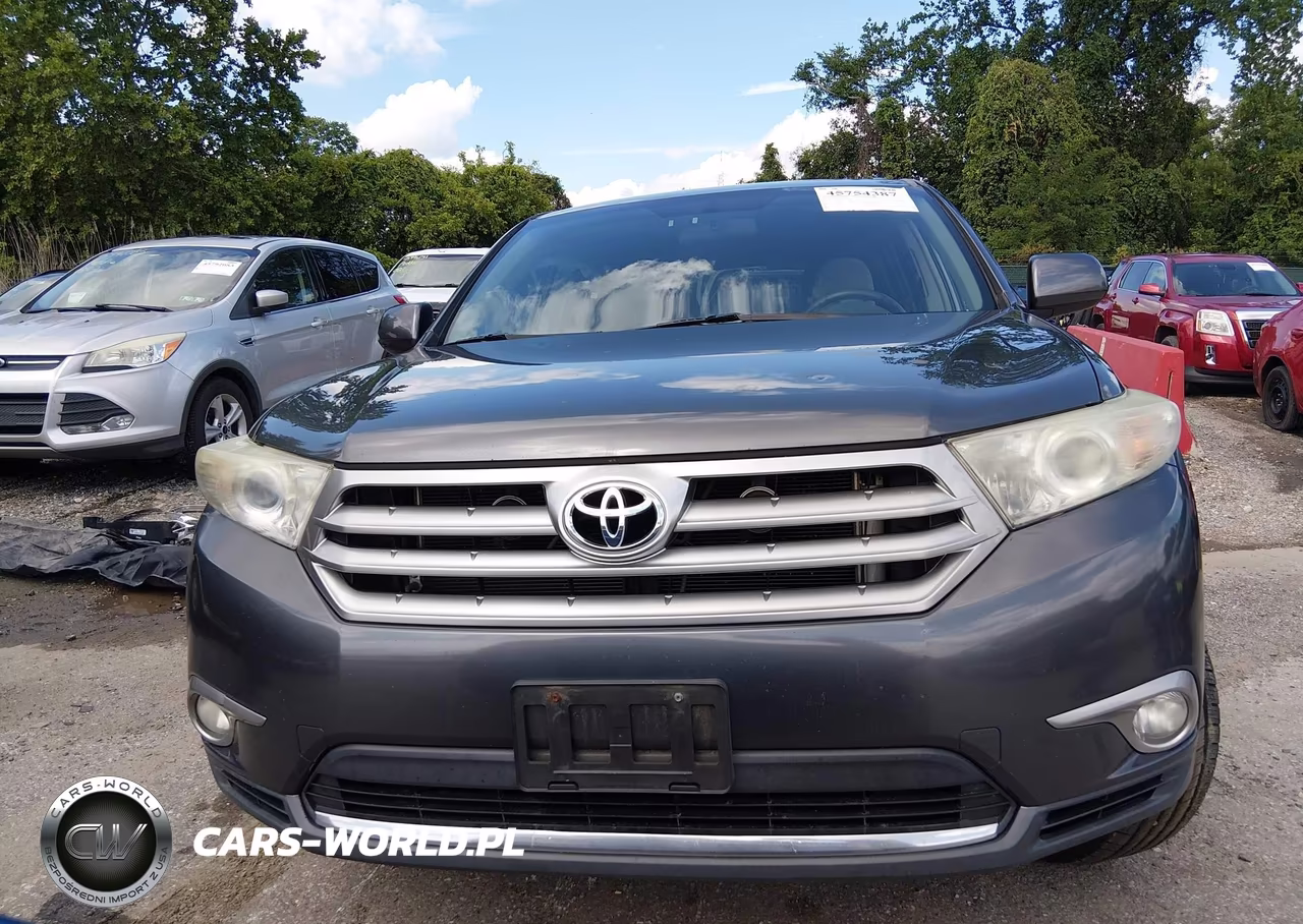 2013 Toyota Highlander Base Plus V6 VIN:5TDBK3EH6DS262269 - 13