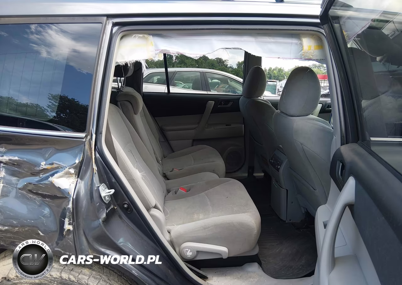 2013 Toyota Highlander Base Plus V6 VIN:5TDBK3EH6DS262269 - 8