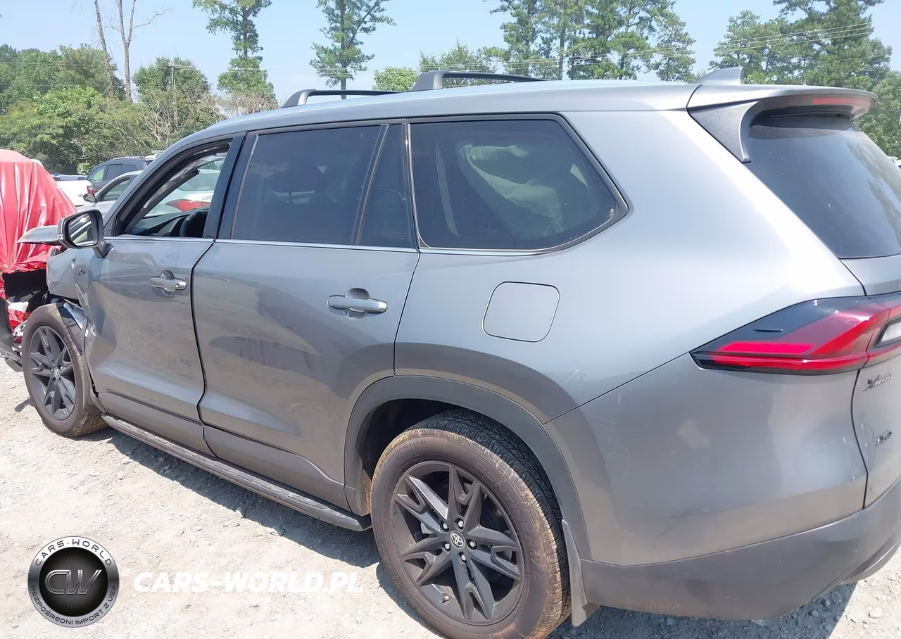 2026 Toyota Grand Highlander Limited VIN:5TDAAAB58TS127452 - 14