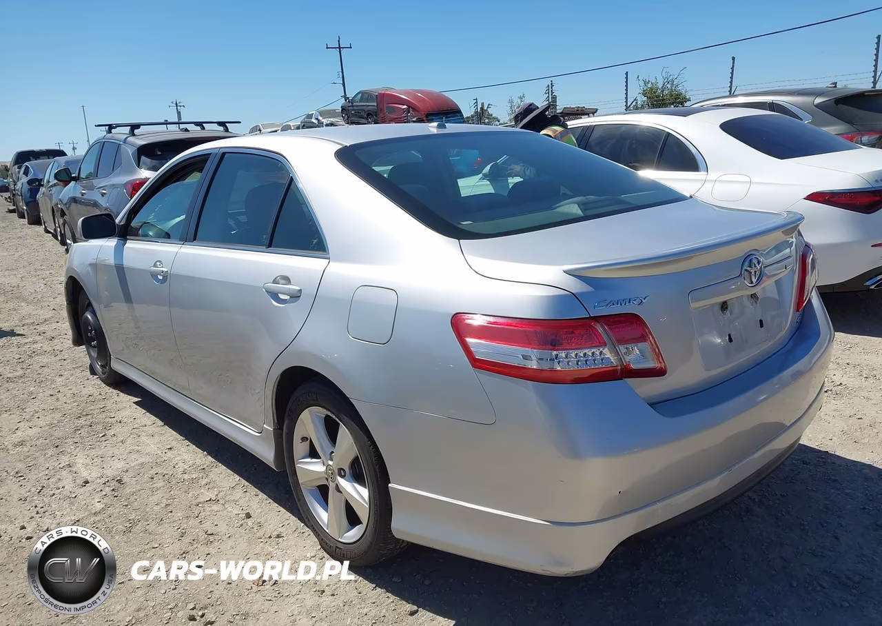 2010 Toyota Camry Se VIN:4T1BF3EK4AU023791 - 3