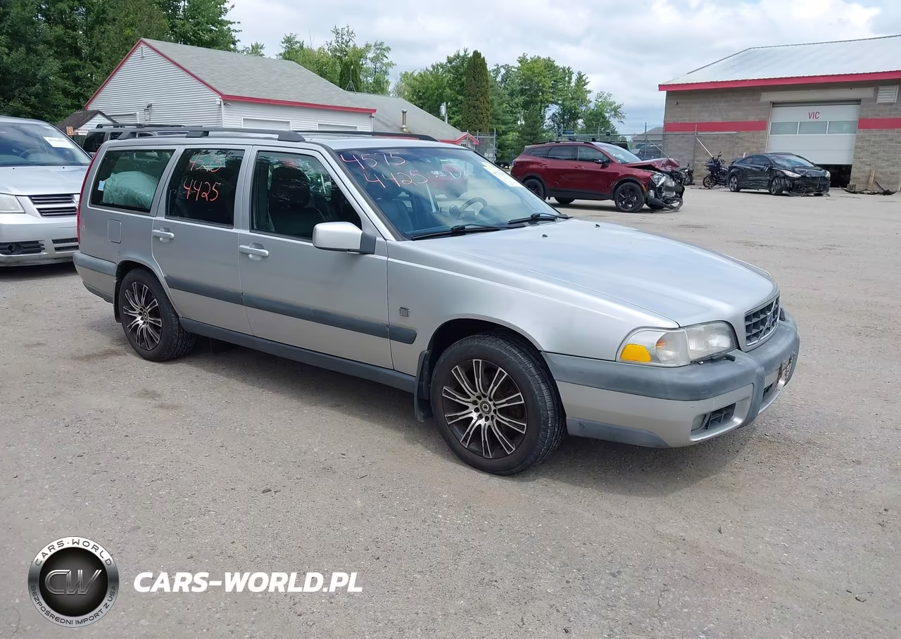 2000 Volvo V70 Xc-Xc Se – zdjęcie 1 z 15