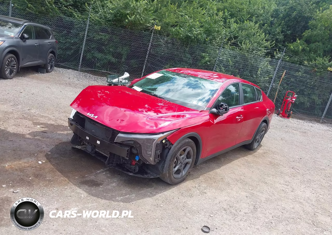2025 Kia K4 Lxs VIN:3KPFT4DE7SE006127 - 2