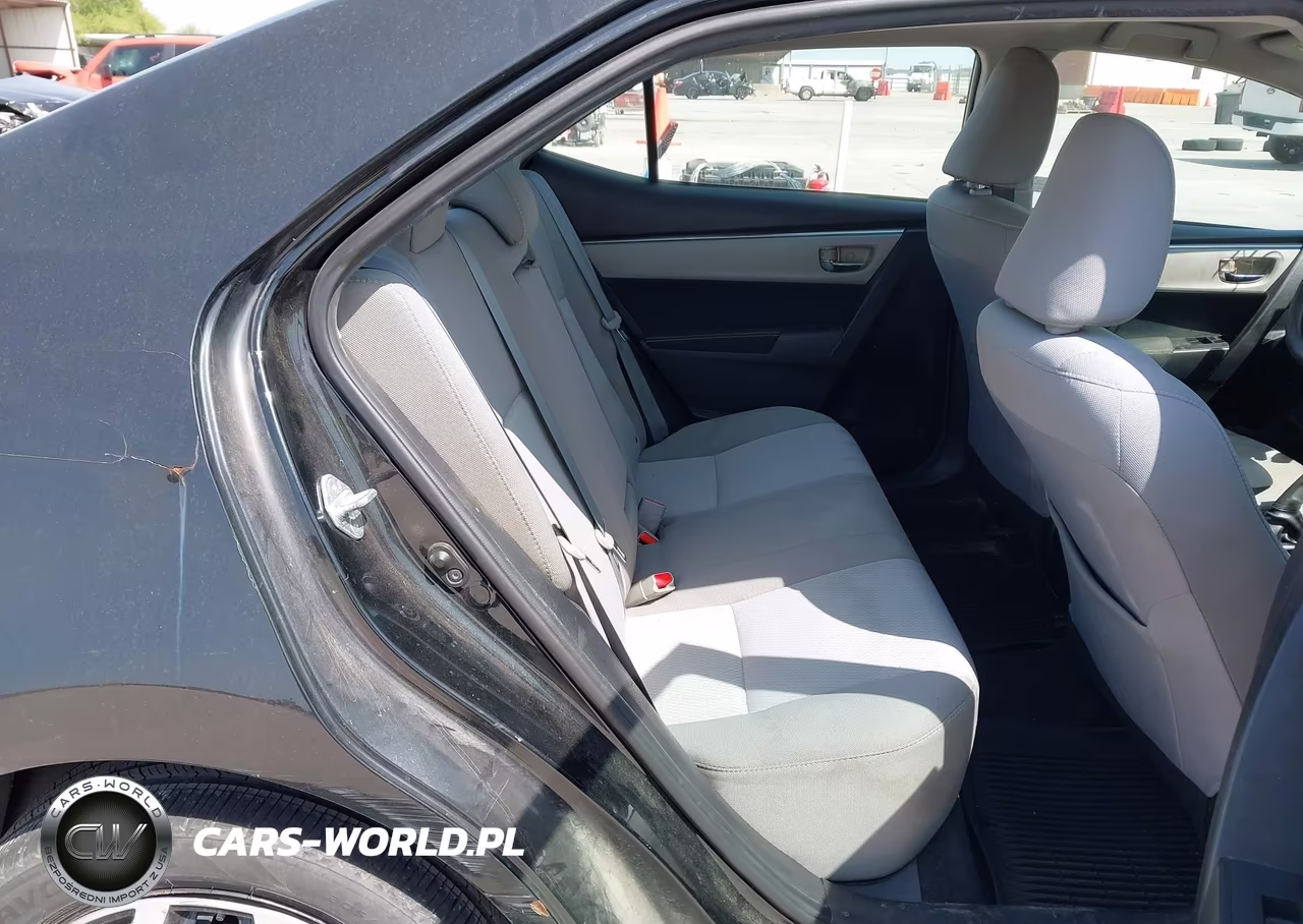 2016 Toyota Corolla Le VIN:5YFBURHE1GP389670 - 8