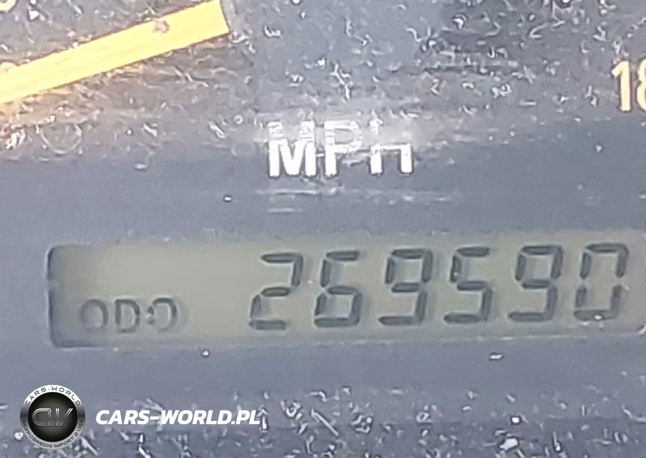 2002 Toyota Tundra Sr5 V8 VIN:5TBRT34192S319960 - 16
