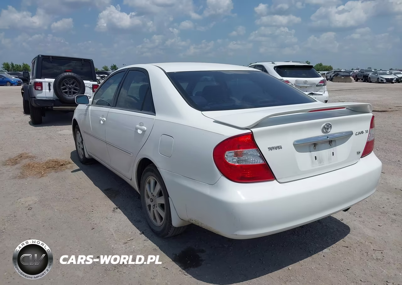 2004 Toyota Camry Xle V6 VIN:4T1BF32K44U079786 - 3