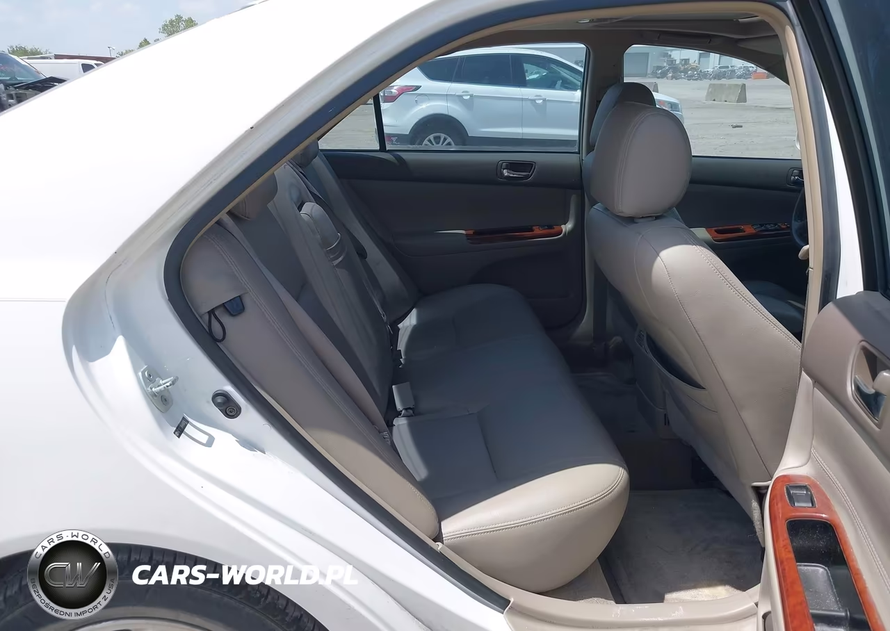 2004 Toyota Camry Xle V6 VIN:4T1BF32K44U079786 - 8