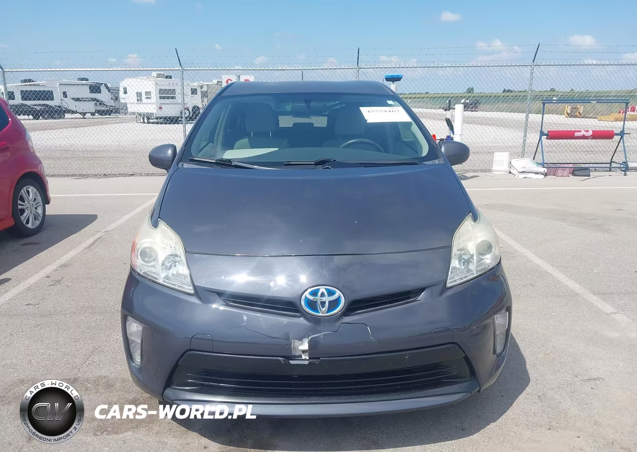 2015 Toyota Prius Two VIN:JTDKN3DU1F1879794 - 12