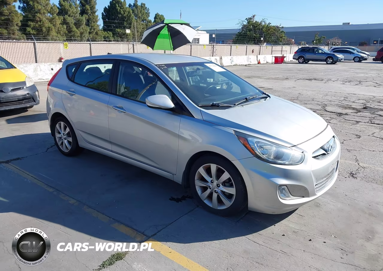 2013 Hyundai Accent Se – zdjęcie 1 z 11