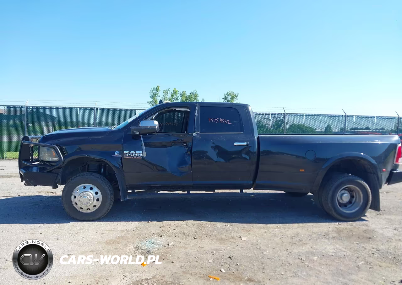 2018 Ram 3500 Laramie 4X4 8' Box VIN:3C63RRJL4JG241371 - 14