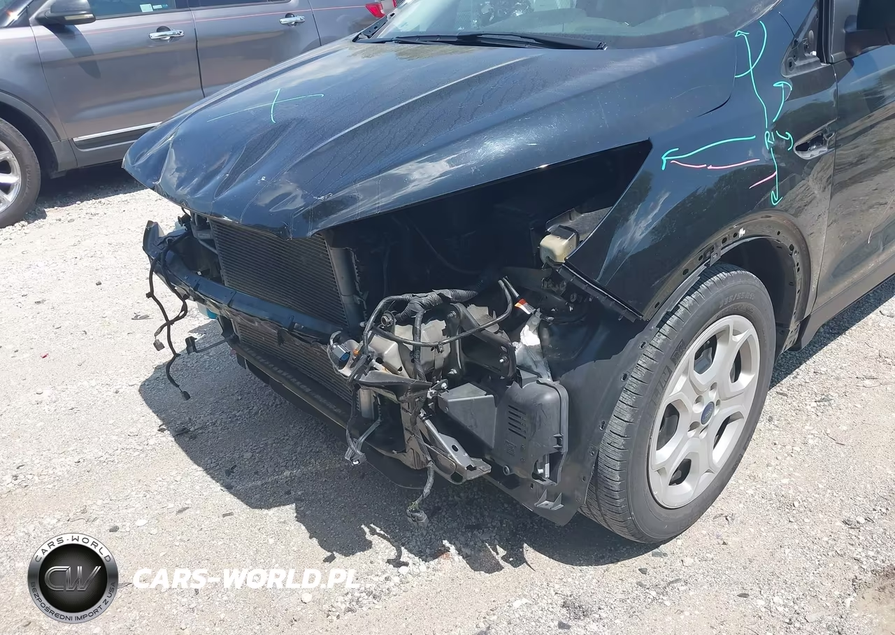 2017 Ford Escape S VIN:1FMCU0F76HUA36720 - 6