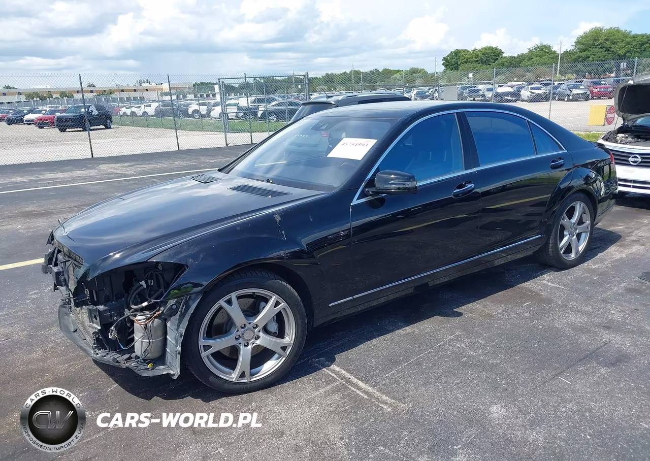 2013 Mercedes-Benz S 550 VIN:WDDNG7DBXDA526079 - 2