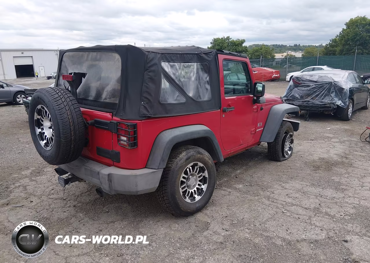 2008 Jeep Wrangler X VIN:1J4FA241X8L642946 - 4