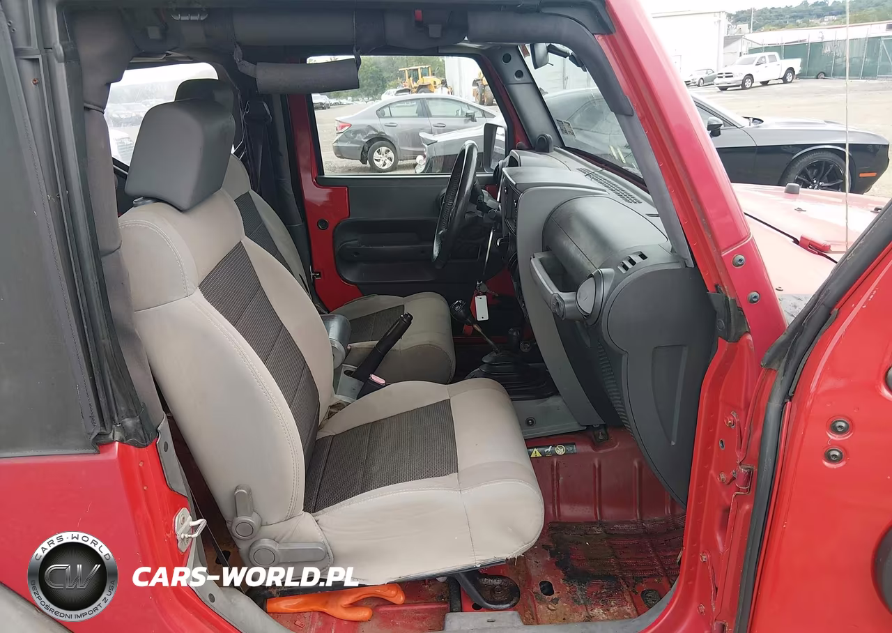 2008 Jeep Wrangler X VIN:1J4FA241X8L642946 - 5