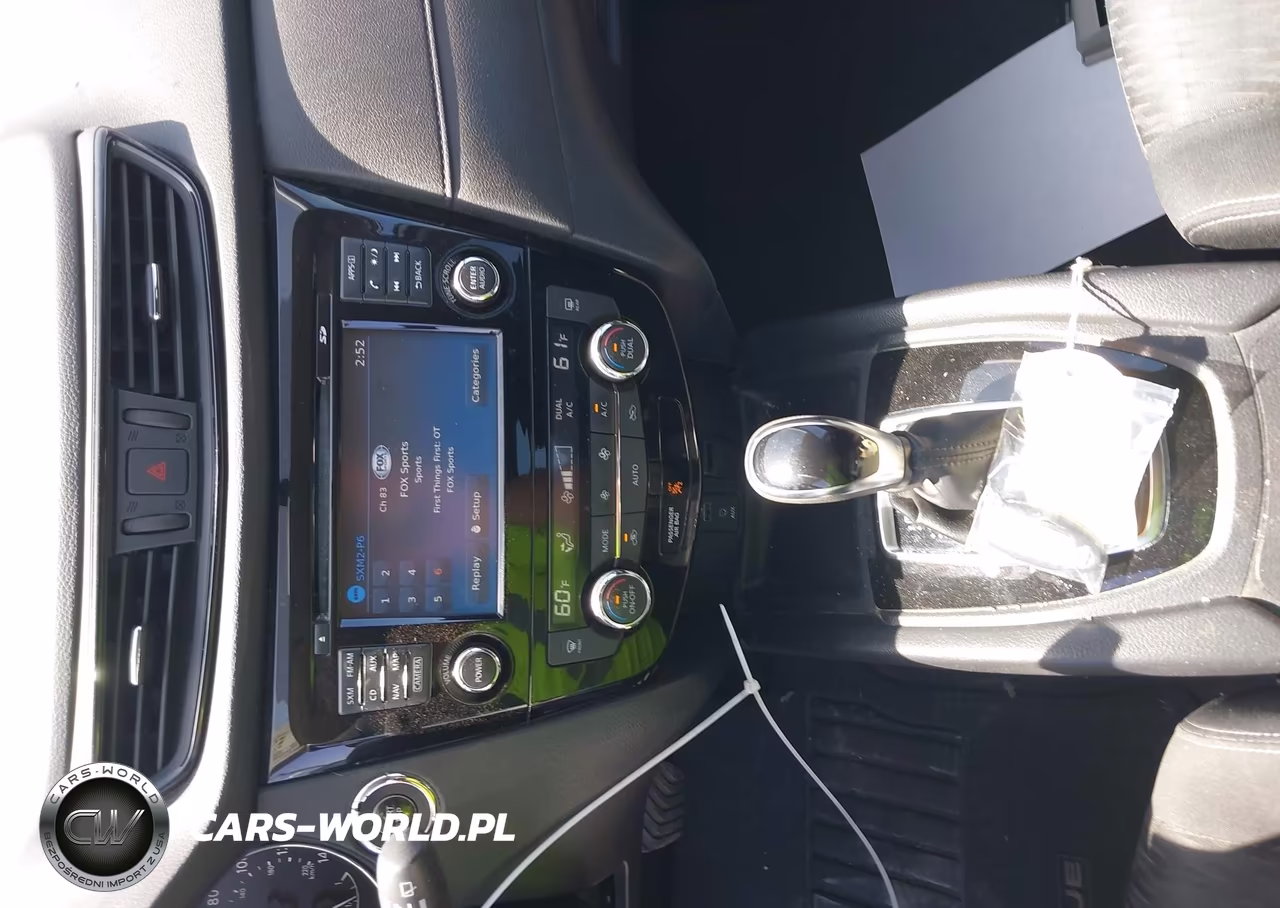 2017 Nissan Rogue Sv VIN:KNMAT2MTXHP564592 - 11