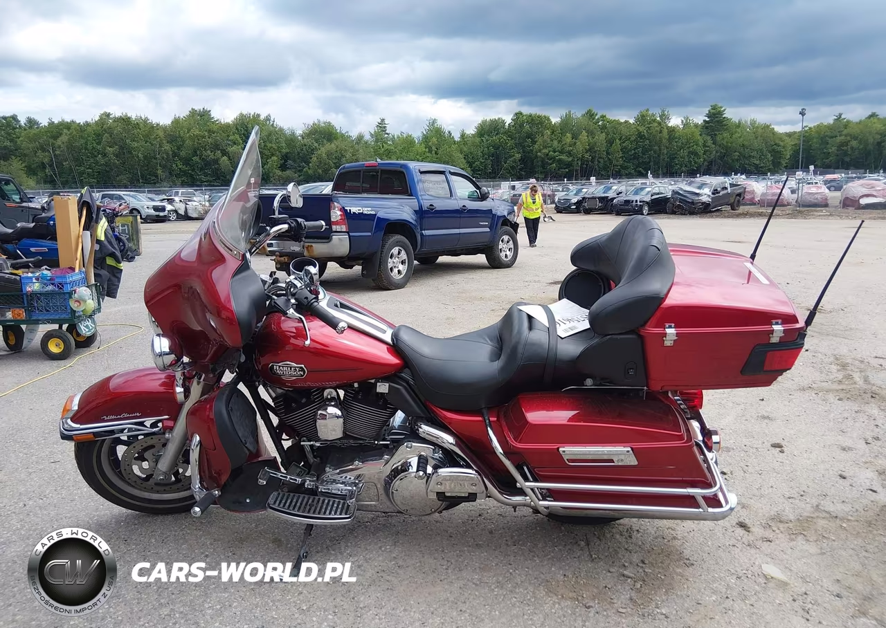 2008 Harley-Davidson Flhtcui VIN:1HD1FC4168Y704089 - 13