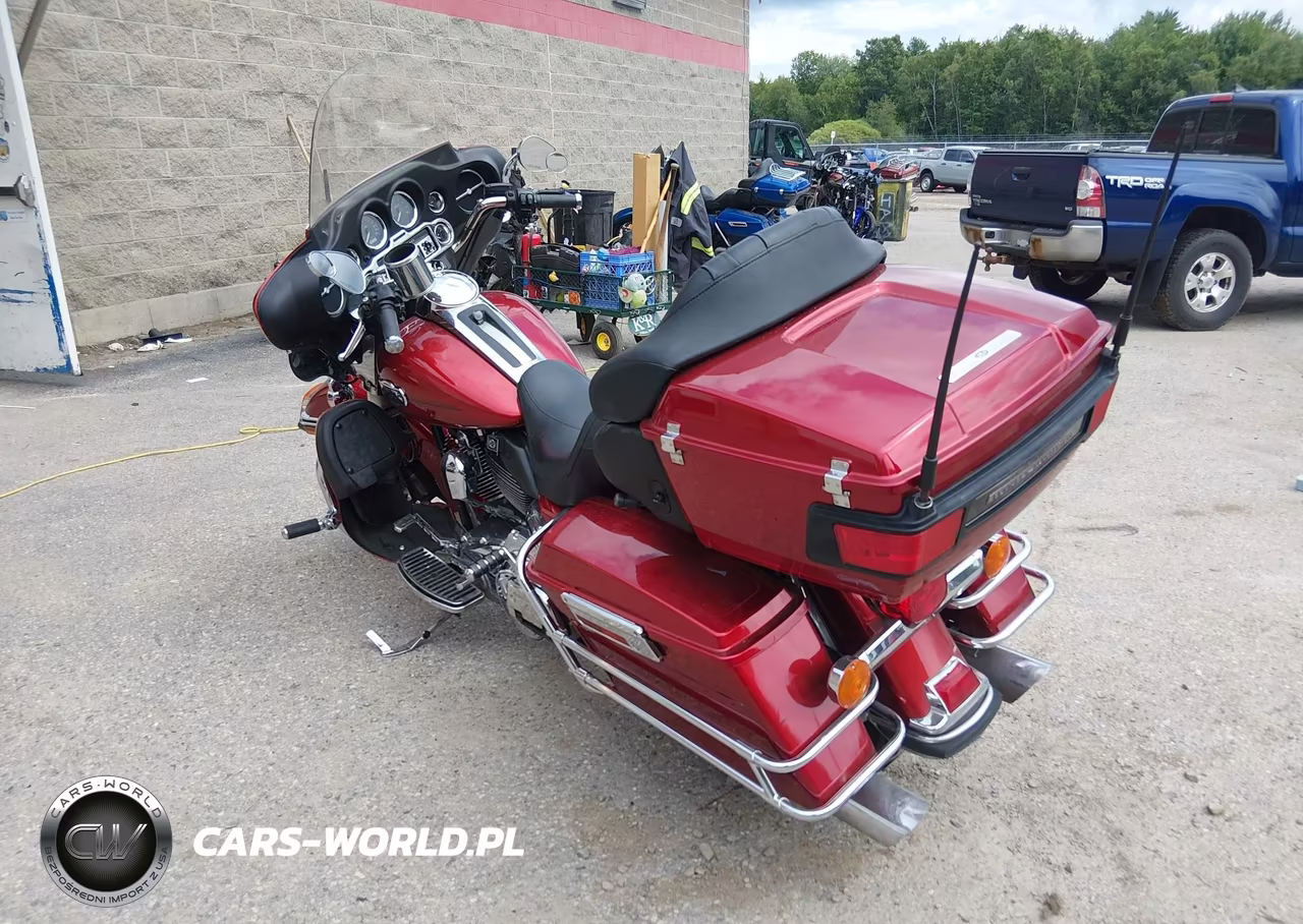 2008 Harley-Davidson Flhtcui VIN:1HD1FC4168Y704089 - 3