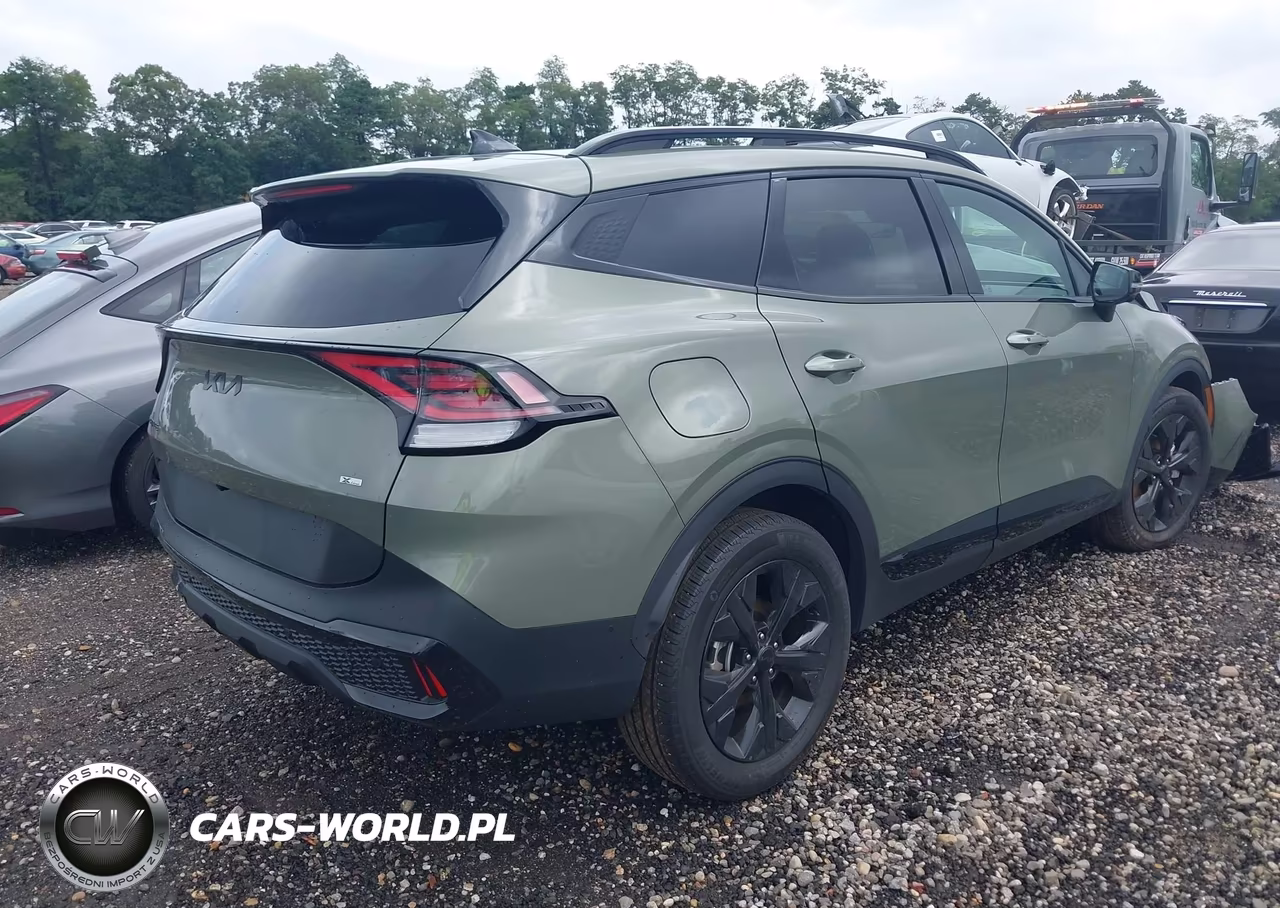 2025 Kia Sportage Plug-In Hybrid X-Line Prestige VIN:KNDPZDDH1S7229437 - 4