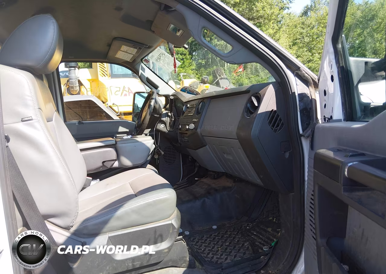 2013 Ford F-350 Chassis Xl VIN:1FDRF3H60DEA40955 - 6