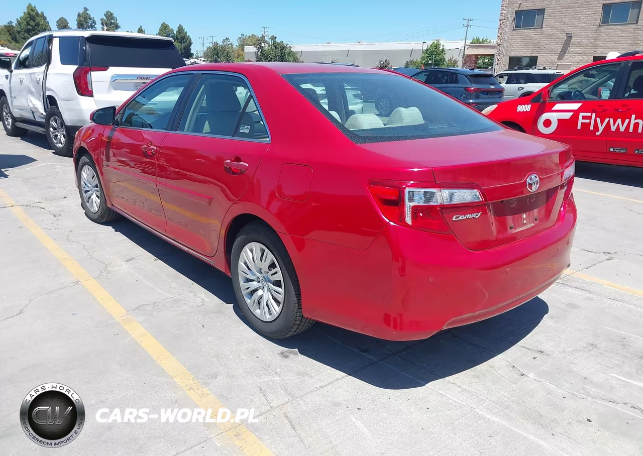 2012 Toyota Camry Le VIN:4T4BF1FK4CR221279 - 3