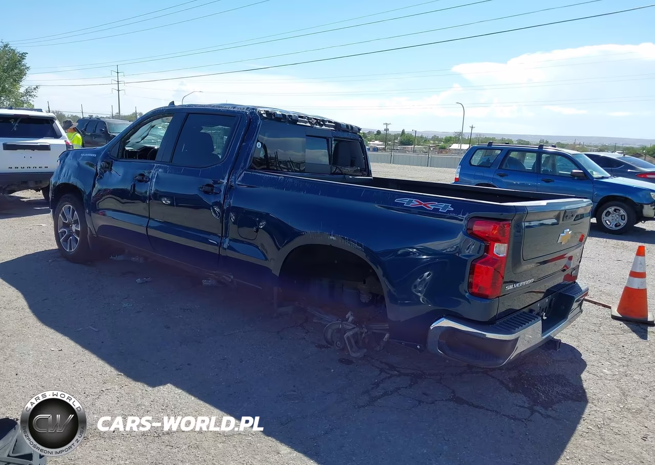 2023 Chevrolet Silverado 1500 4Wd Standard Bed Lt VIN:3GCPDDEK1PG145624 - 3
