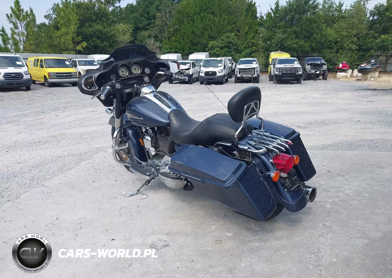 2008 Harley-Davidson Flhx VIN:1HD1KB4188Y604632 - 3