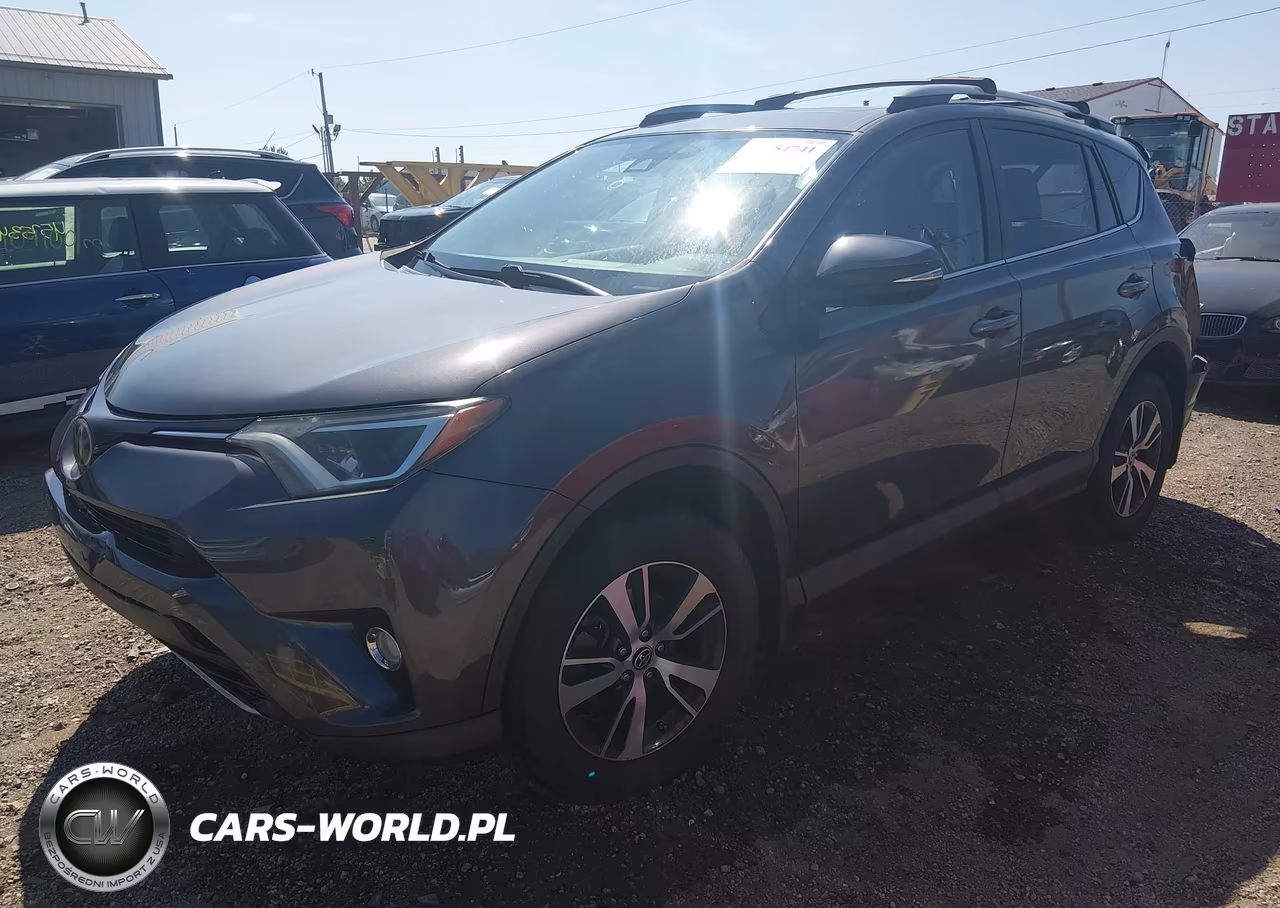 2017 Toyota Rav4 Xle VIN:2T3RFREVXHW557004 - 2