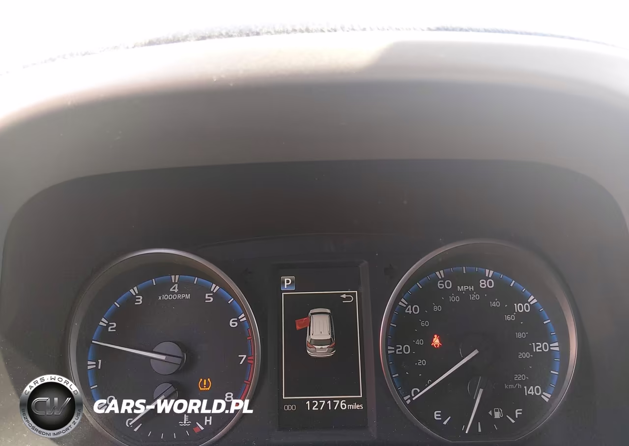 2017 Toyota Rav4 Xle VIN:2T3RFREVXHW557004 - 7