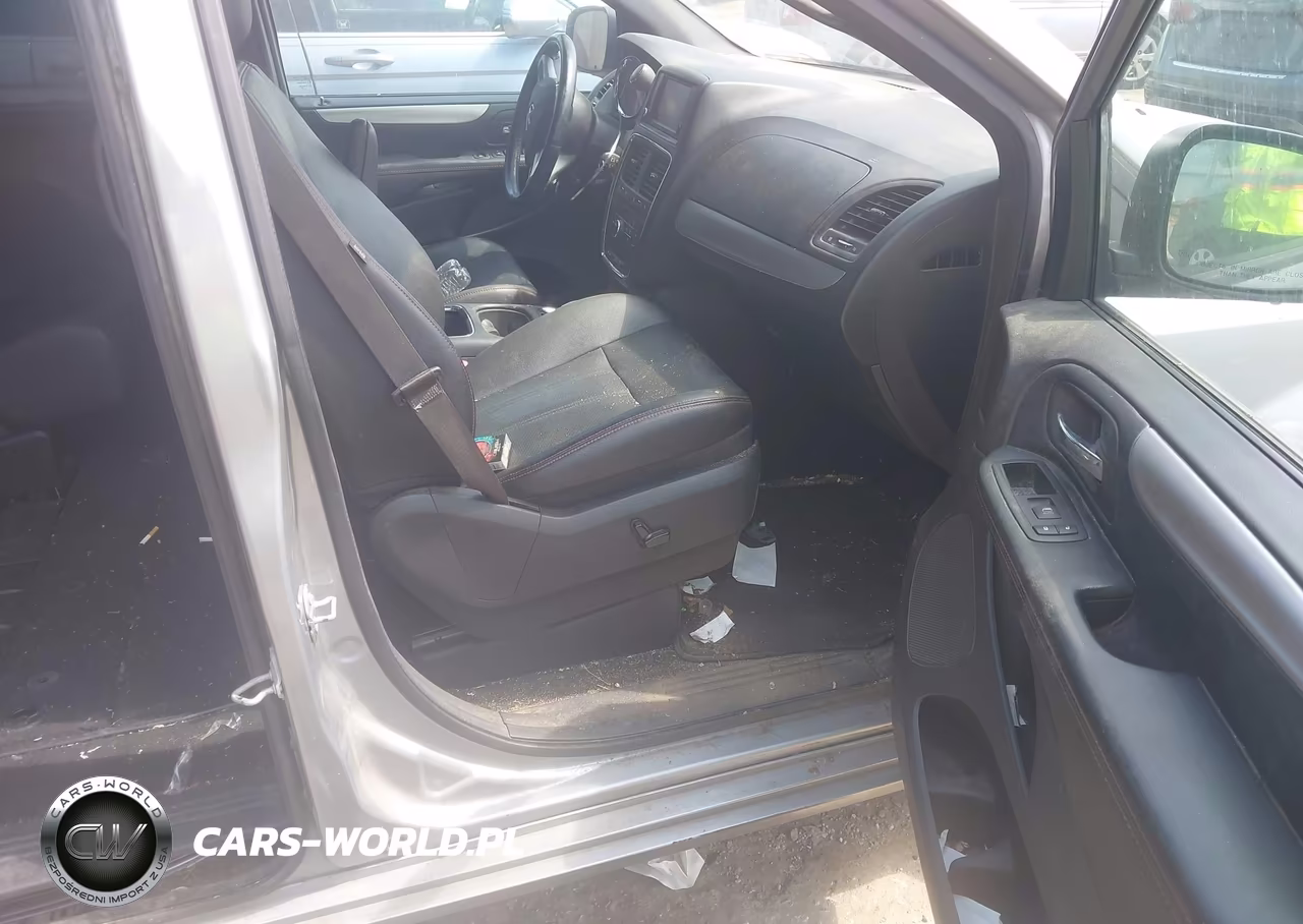 2019 Dodge Grand Caravan Gt VIN:2C4RDGEG8KR793101 - 5